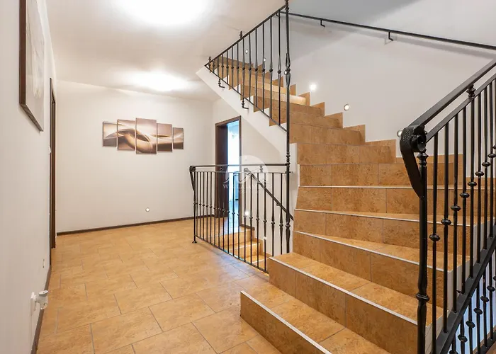 홈스테이 Amber 야로수아비크